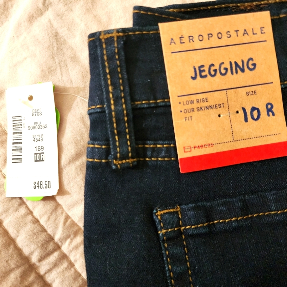 Aeropastale NWT Womens Jeans Sz 10R